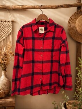 So Perfect Shirt Women’s Red Blue‎ Plaid Long Sleeve Button Down Top Large